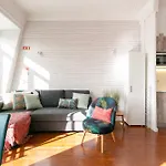 Cozy 1Bdr Penthouse With Balcony!
